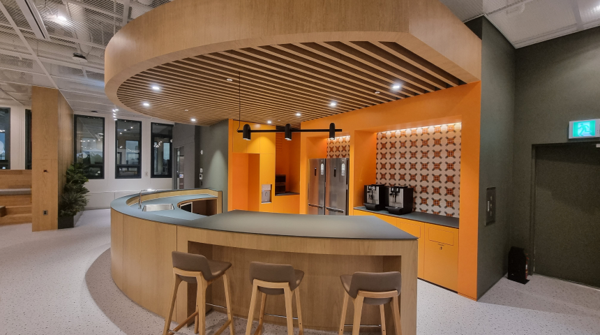 StradVision HQ00