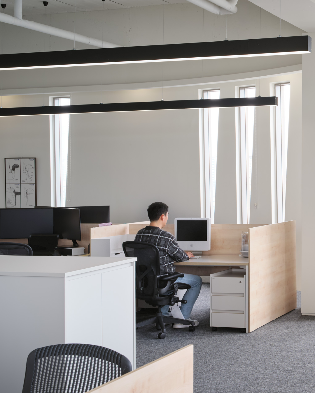 241120_Confidential Finance Firm_10-1