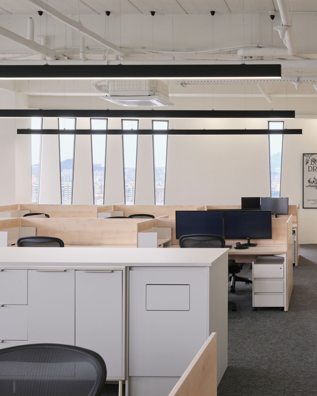 241120_Confidential Finance Firm_8-1